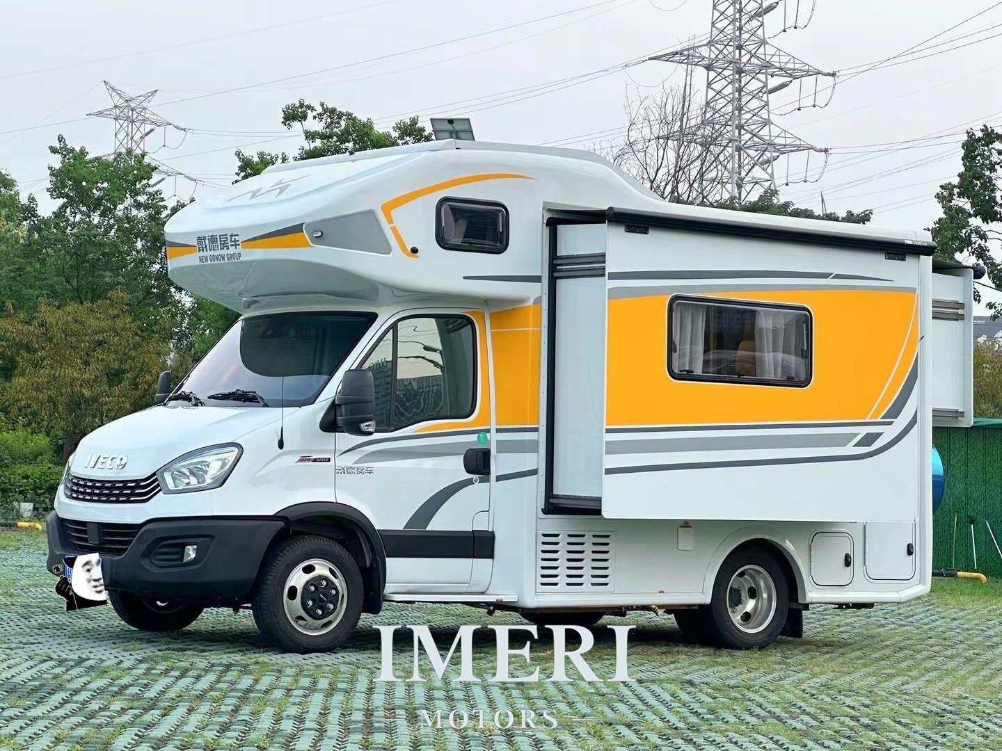 Dade Liberty Wind Roof with Iveco Double Extension RV