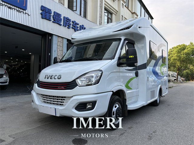 2019 Anaya Iveco Wolfson C-type small forehead RV