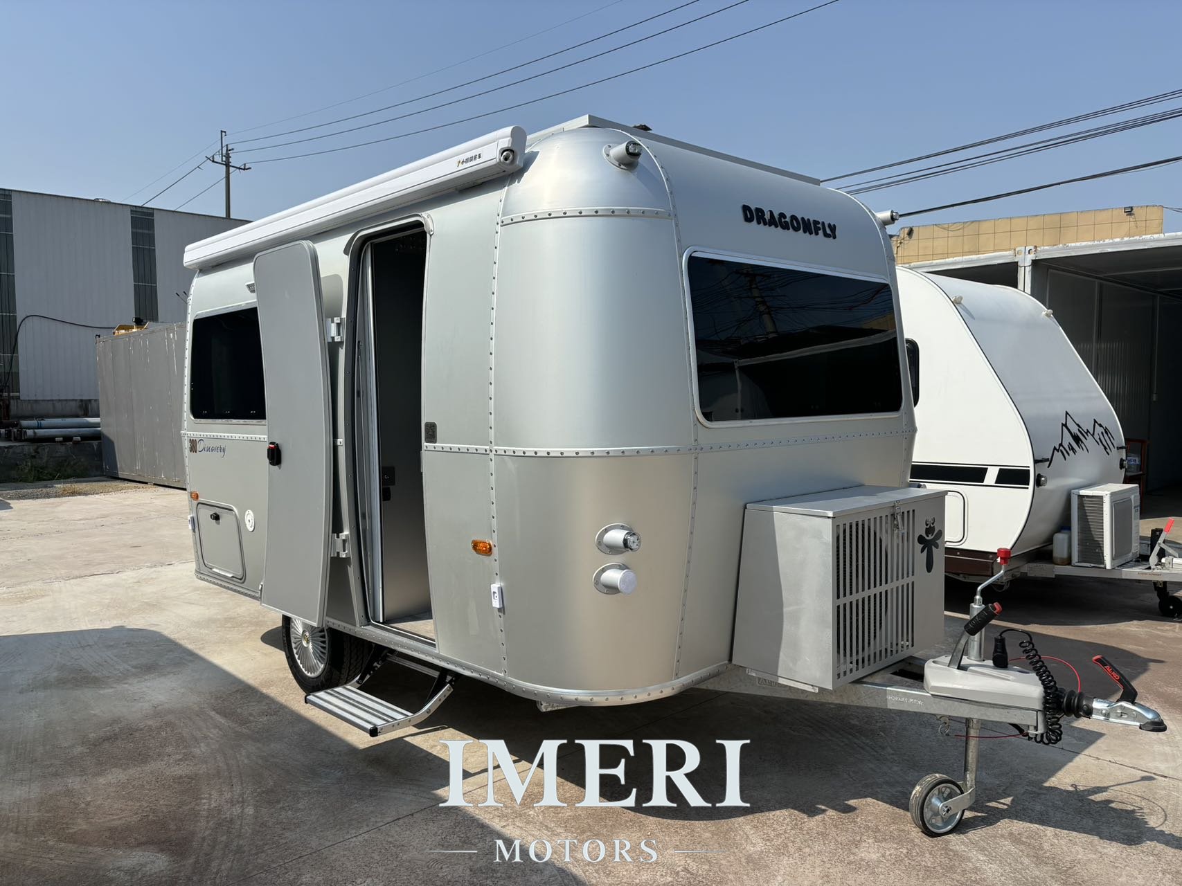 Brand new Dragonfly 380 trailer