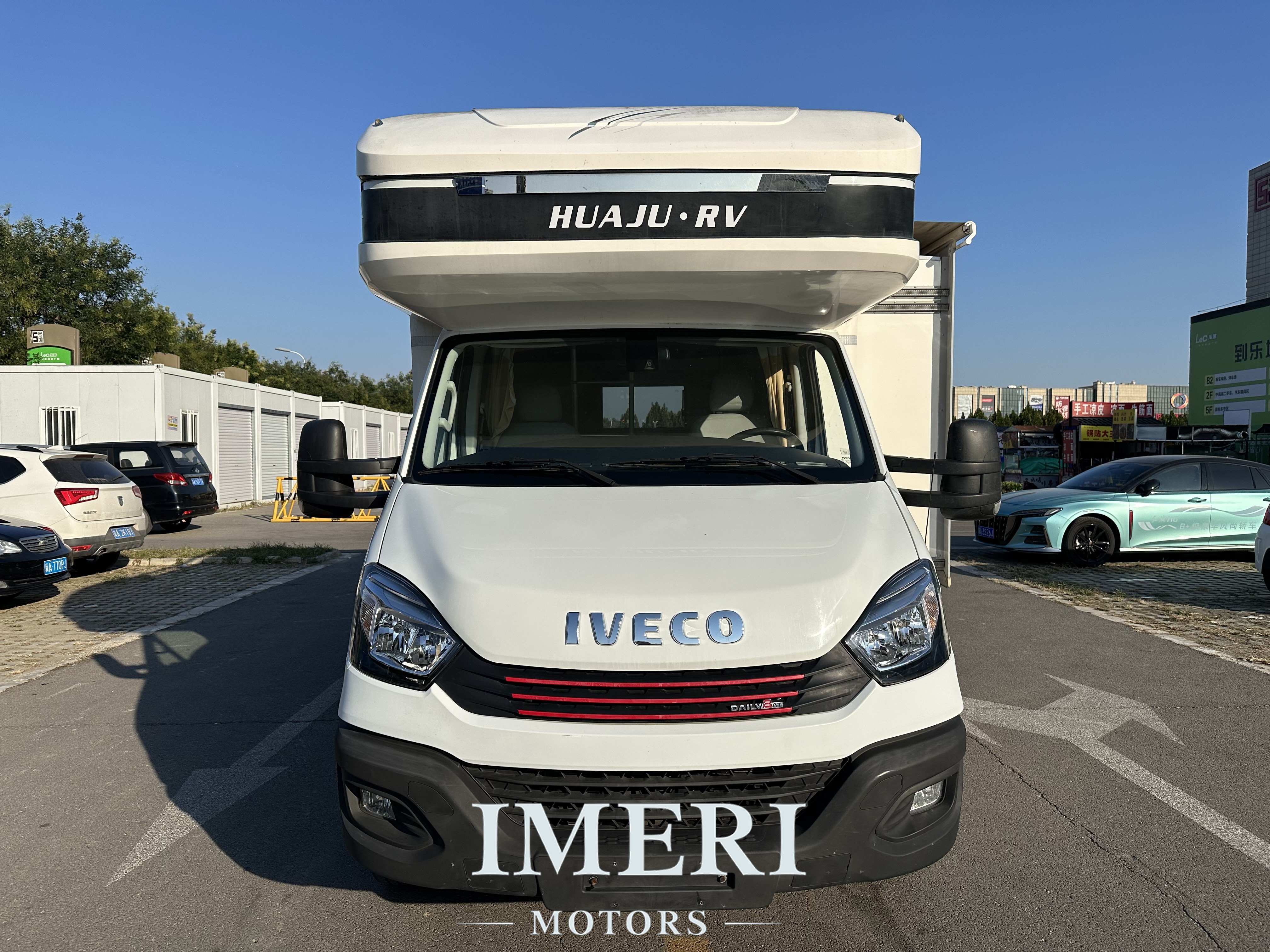 23-year-old Huaju Iveco double expansion C-type RV