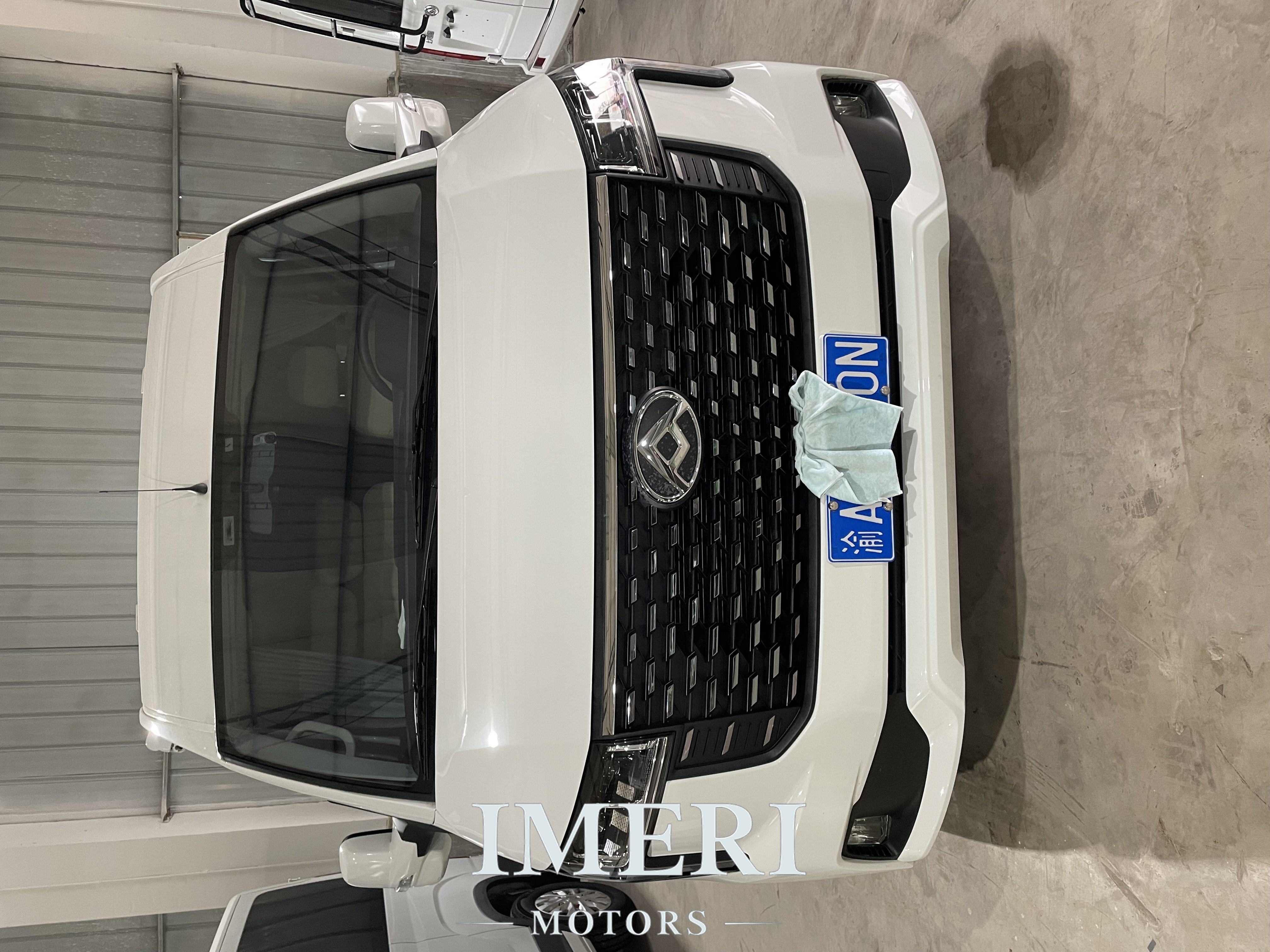 Maxus V80
