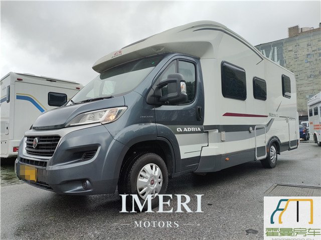 18 Adiya Extraordinary RVs