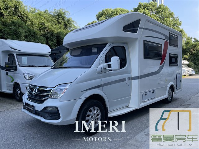 18 Maxus C-type RVs with small forehead