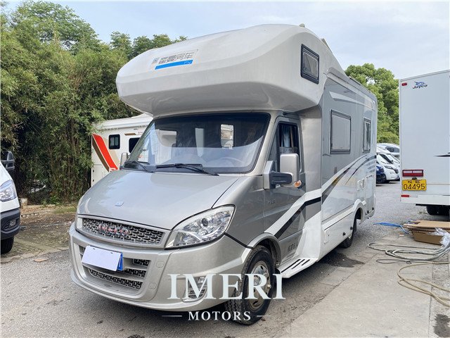 17 Iveco C-type RVs