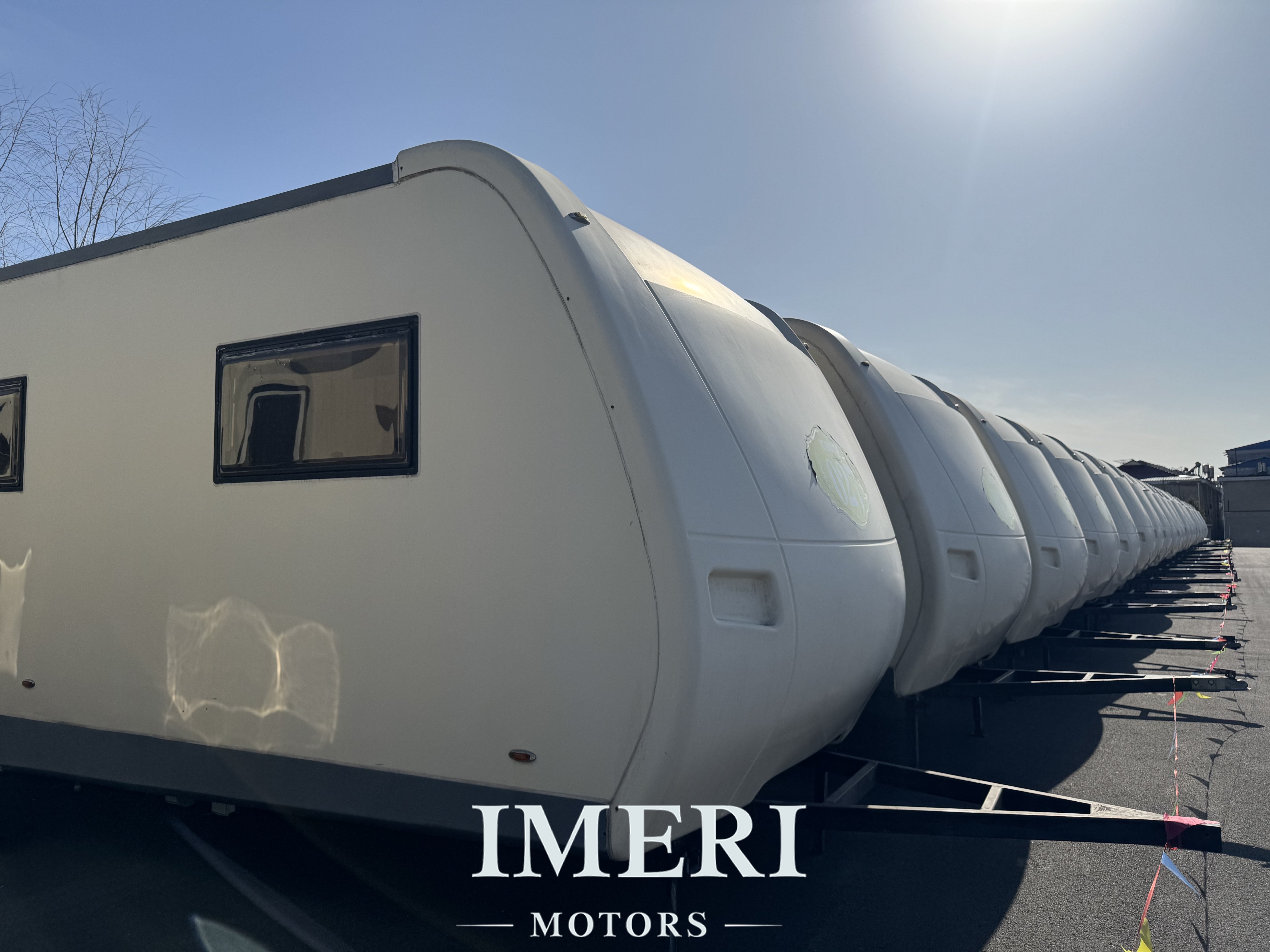 Camp trailer trailer