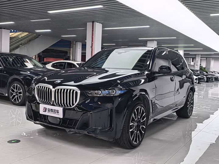 BMW X5 2023 xDrive40Li M Sport Night Package