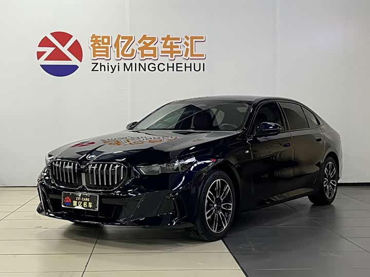 BMW 5 Series 2024 530Li Leading M Sports Package