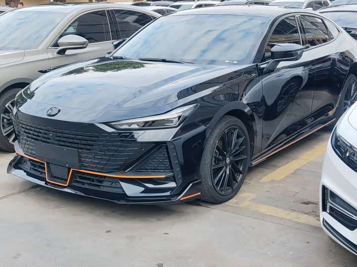 Changan UNI-V 2022 1.5T sports version