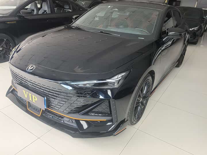 Changan UNI-V 2023 1.5T sports version
