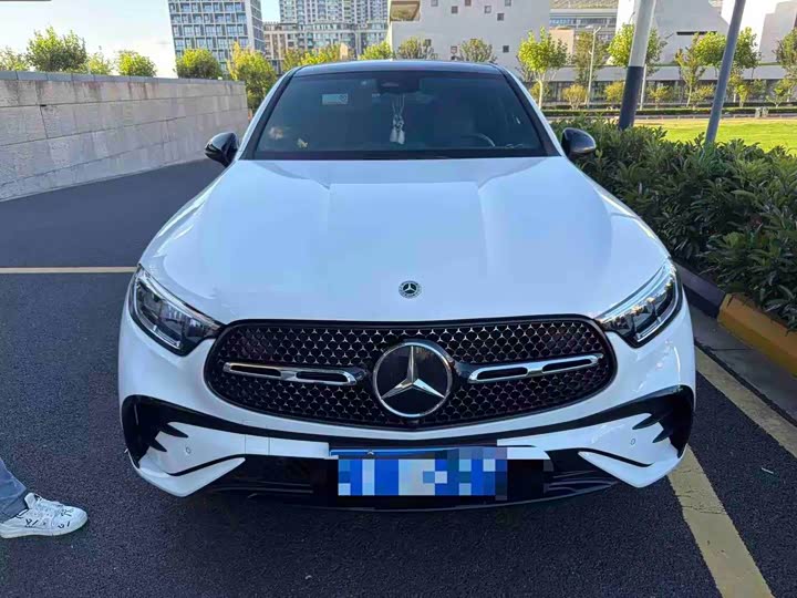 Mercedes-Benz GLC Coupe 2024 GLC 260 4MATIC Coupe SUV