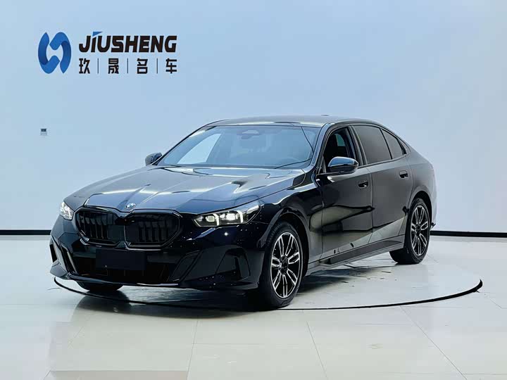 BMW 5 Series 2025 525Li M Sports Package