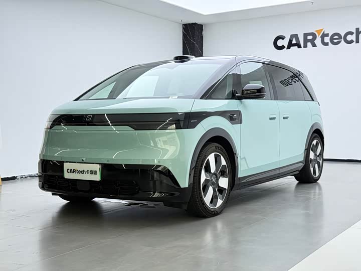 JIKE MIX 2025 Smart Driving Edition