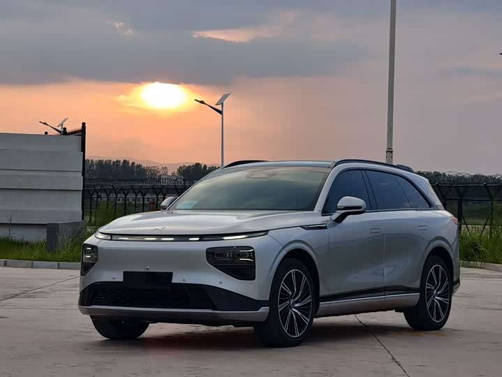 小鹏G9 2022款 570 Pro