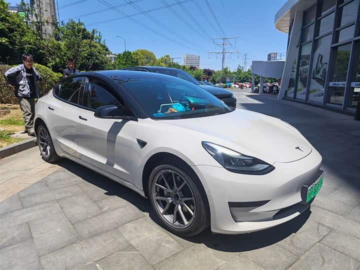 2023 Model 3 2022 rear-wheel drive version