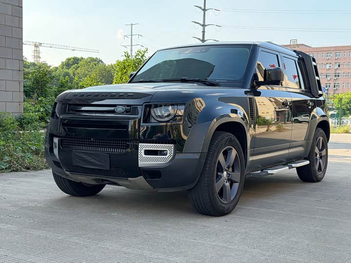Land Rover Defender 2021 110 P400 Dark Special Edition