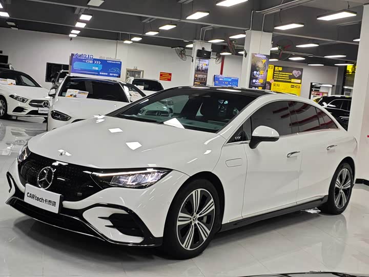 Mercedes-BenzEQE 2022 Model 350 Luxury Edition