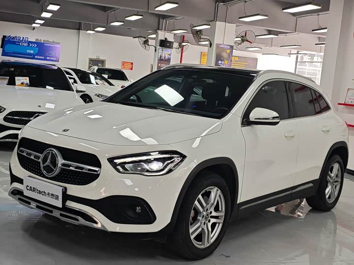 Mercedes-BenzGLA 2023 Model GLA 200