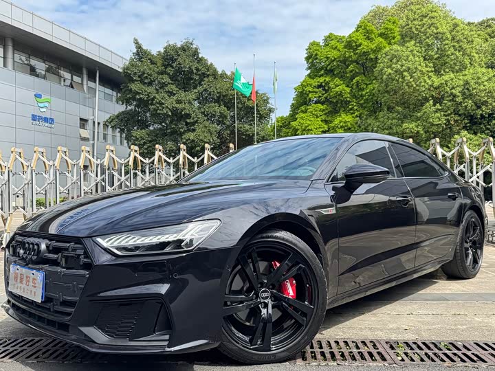 AudiA7L 2022 Model 45 TFSI quattro S-line Wind Rider