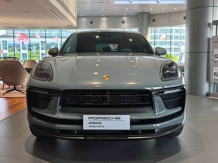 2023 Porsche Macan 2.0T