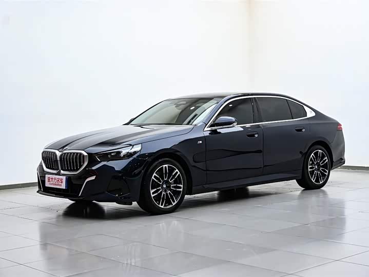 BMW 5 Series 2024 530Li Leading M Sports Package