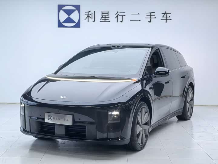 Ideal i6 2025 four-wheel drive standard version