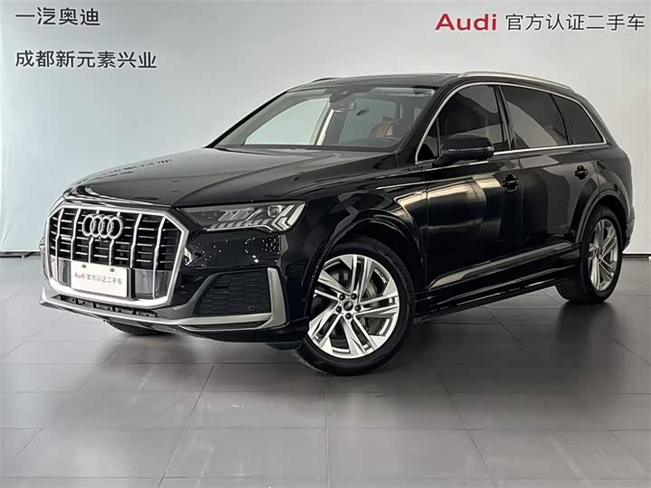 Audi Q7 2023 45 TFSI quattro S line sports