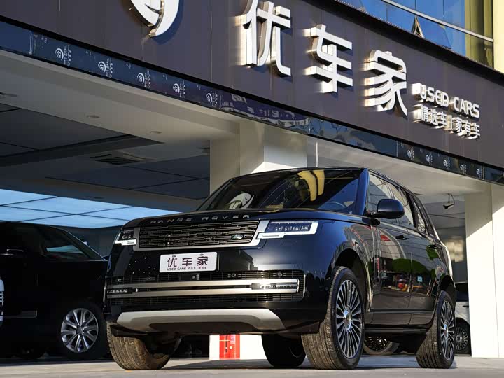 Range Rover 2025 3.0 L6 400PS Extended Edition