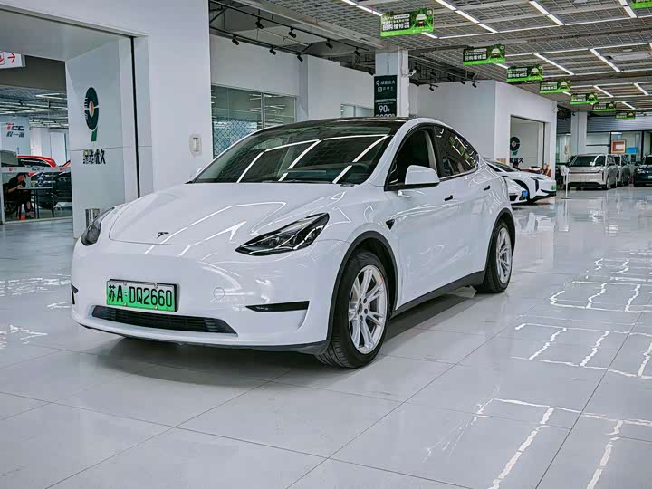 Model Y 2022 rear-wheel drive version