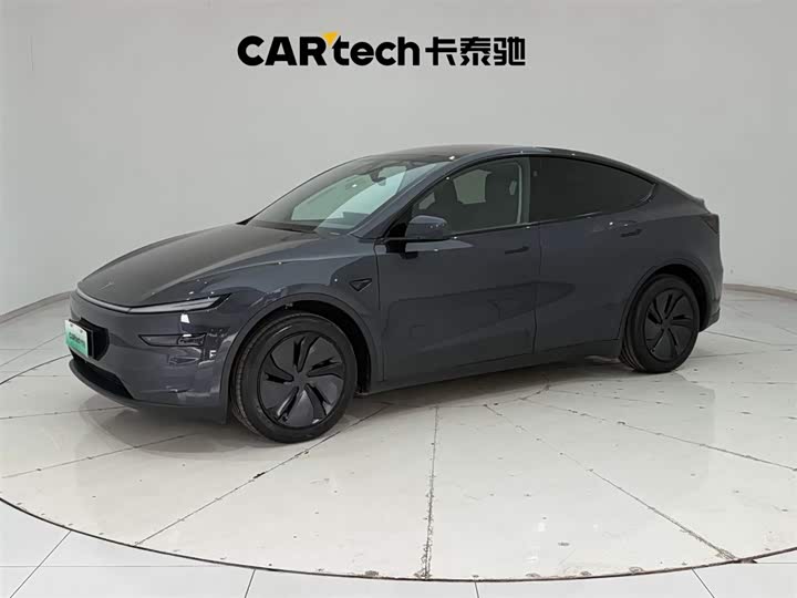 Model Y 2025 rear-wheel drive version