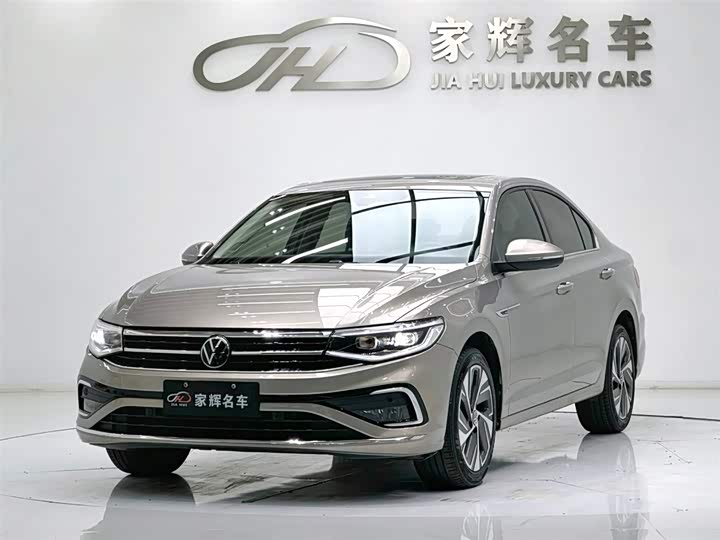 Bora 2023 300TSI DSG Exclusive Edition