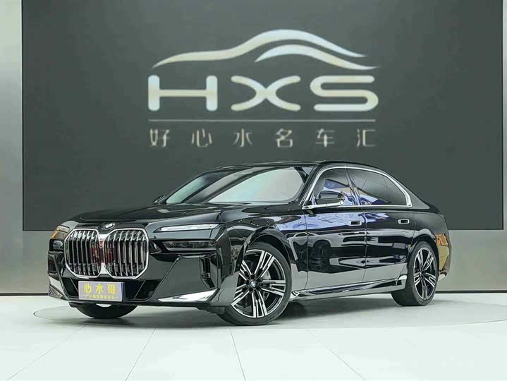 BMW 7 Series 2023 740Li M Sport Package