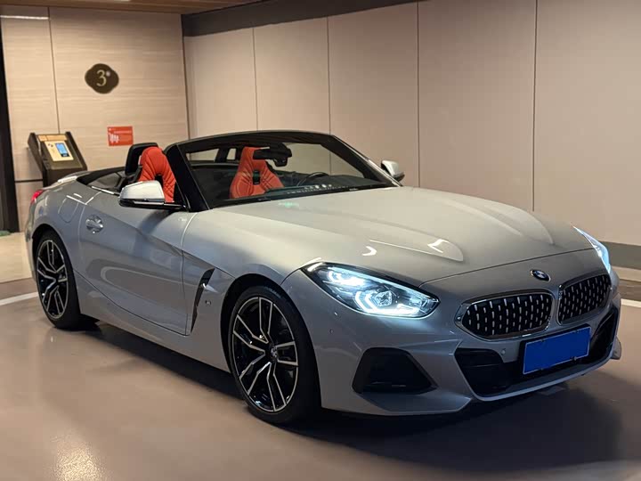 BMWZ4 2022 Model sDrive 25i M Sports Package