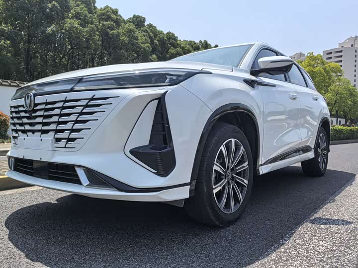 长安CS75PLUS 2023款 第三代 1.5T 自动豪华型