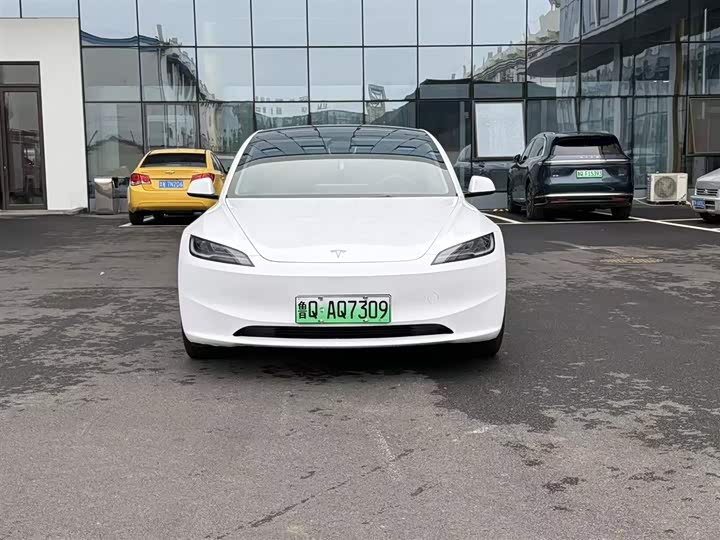 Model 3 2023 rear-wheel drive version