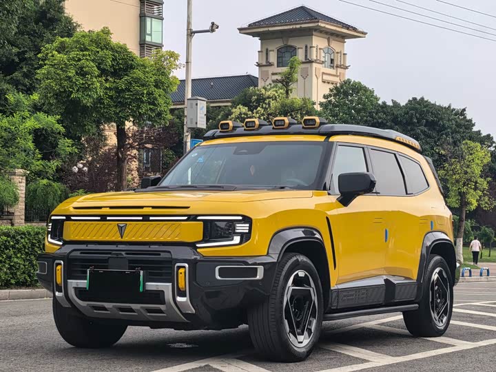2025 Deepal G318 2025 Model Worry-Free Crossing Edition 4WD Secret Realm Edition