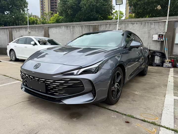 MG7 2023 1.5T DCT Luxury Edition