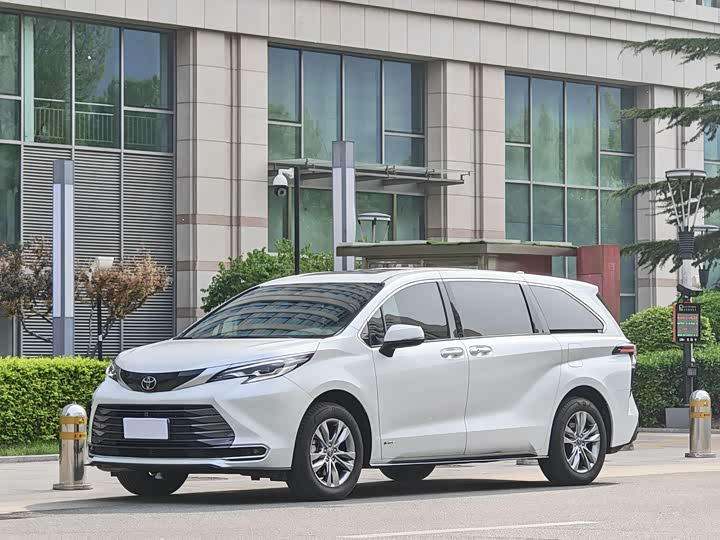 SIENNA 2024 model 2.5L hybrid four-wheel drive premium version
