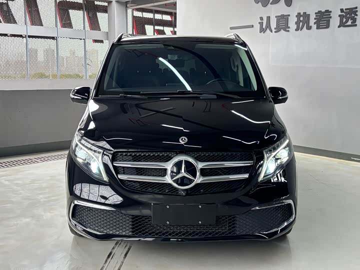 2022 Mercedes-Benz V 260 L Long Wheelbase Premium Edition