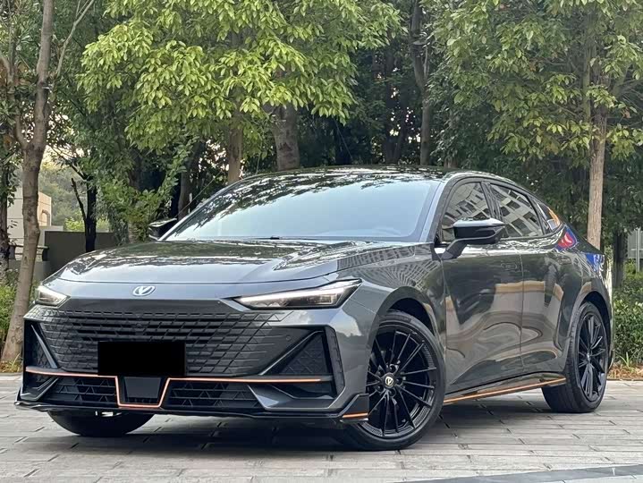 Changan UNI-V 2023 1.5T sports version