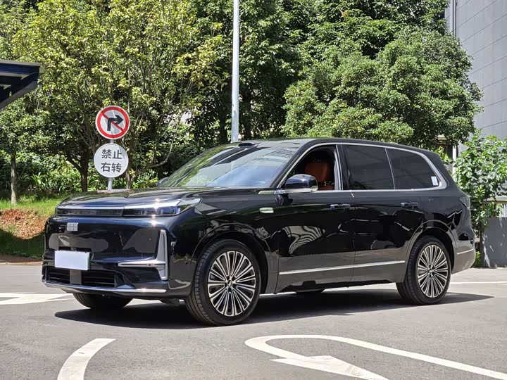 Galaxy M9 2025 210km AWD Pilot Edition