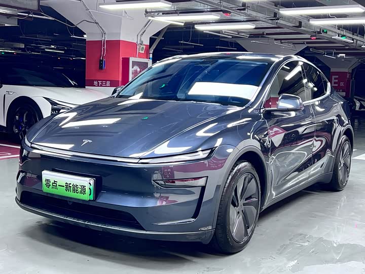 Model Y 2025 rear-wheel drive version