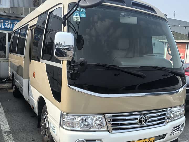 Coaster 2019 Model 4.0LLuxury car GRB53L-ZEMNK 23-seat armrest 9GR