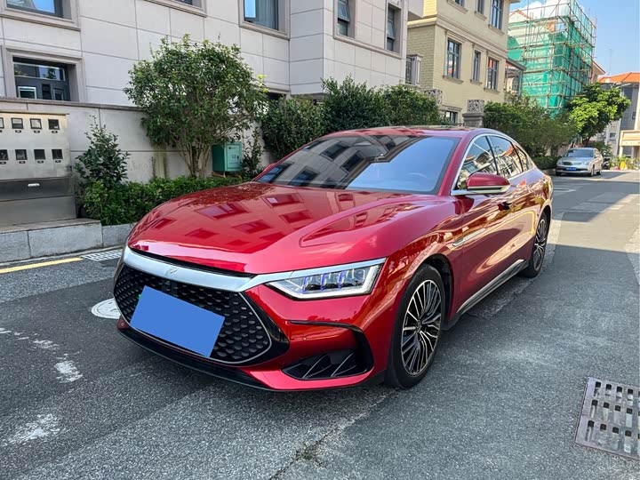 Han 2022 DM-i 121KM exclusive model