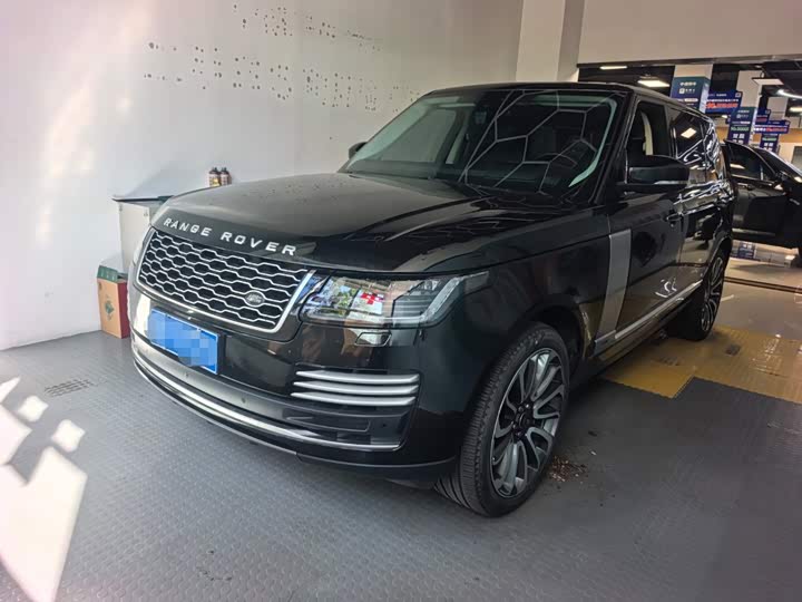 Range Rover 2021 3.0 L6 Legend Extended Classic Edition