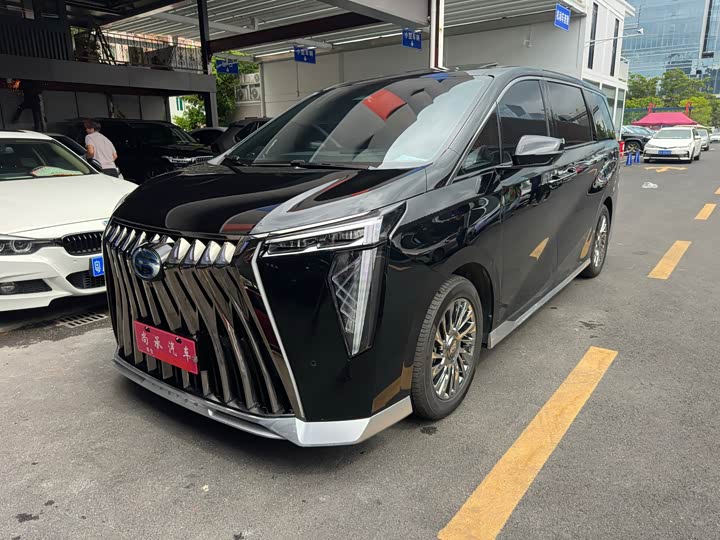 Trumpchi M8 2025 Grandmaster Series Super Hybrid Edition