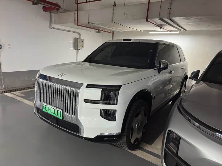 Zeekr 9X 2025 Hyper Edition 70kWh Six-Seater