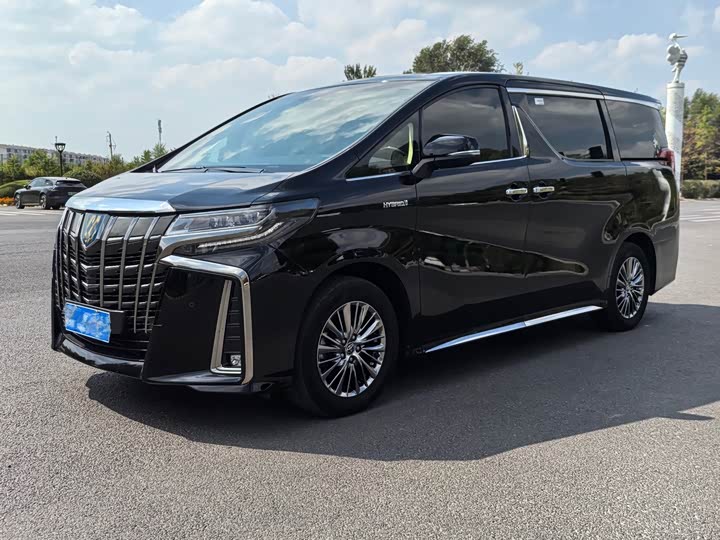 Alphard 2023 Model Hybrid 2.5L Luxury Golden Edition