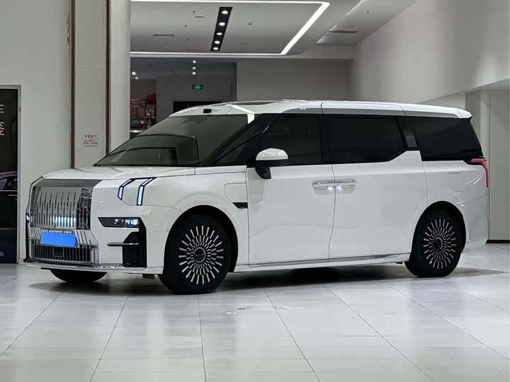 Zeekr 009 2024 6-Seater Executive AWD 108kWh