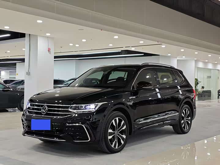 Tiguan L 2023 Model 330TSI Automatic 2WD R-Line Edition