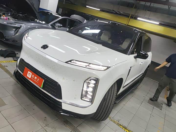 NIO ES9 2026 102kWh Executive Nakashima Deluxe Edition